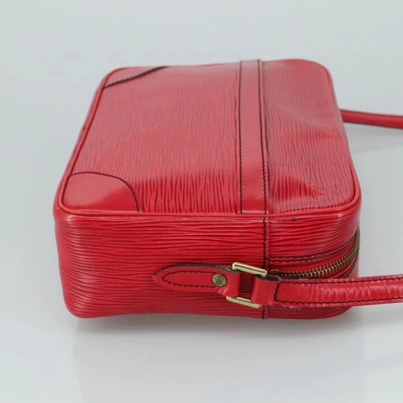 LOUIS VUITTON Epi Trocadero 27 Shoulder Bag Red - Picture 5 of 16
